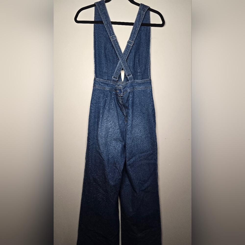 Stylish Blue Denim Jumpsuit - Picture 2 of 3